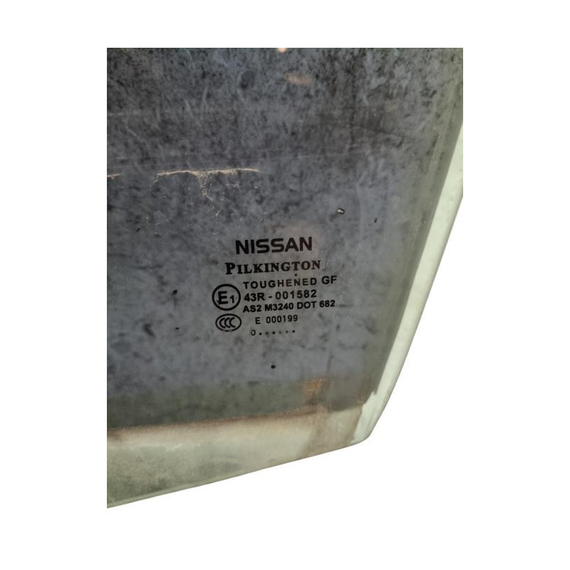 Vitre avant gauche NISSAN QASHQAI 1 Photo n°1