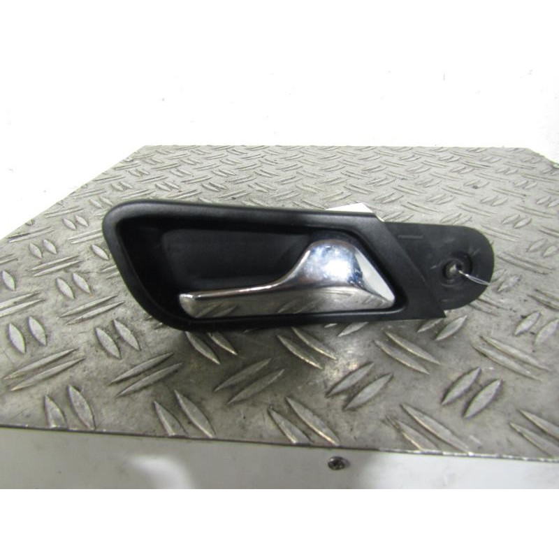 Poignee interieur avant droit MERCEDES CLASSE CLK 208 Photo n°1