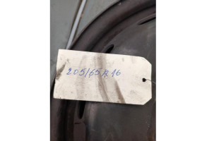 Jante RENAULT TRAFIC 3 COURT Photo n°2