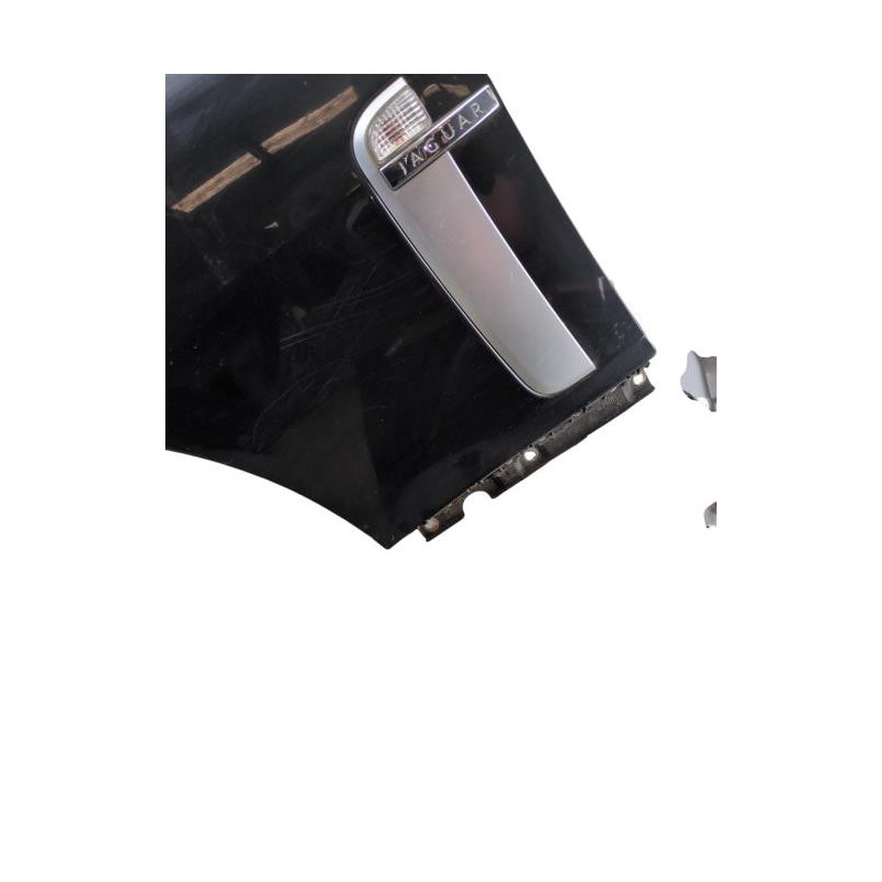 Aile avant gauche JAGUAR XK 2 Photo n°1