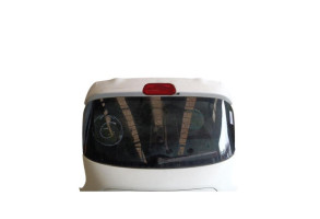 Malle/Hayon arriere NISSAN JUKE 1 Photo n°1