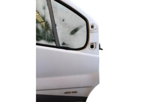 Porte avant droit RENAULT TRAFIC 2 Photo n°1
