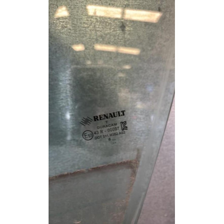 Vitre avant gauche RENAULT CLIO 4