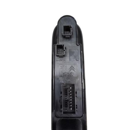 Interrupteur de leve vitre avant gauche PEUGEOT 3008 1