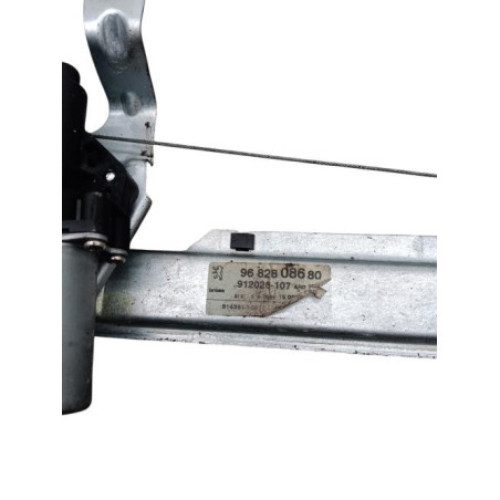 Leve vitre electrique arriere droit PEUGEOT 3008 1