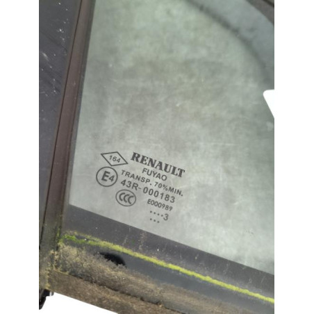 Custode avant droit (porte) RENAULT CAPTUR 1