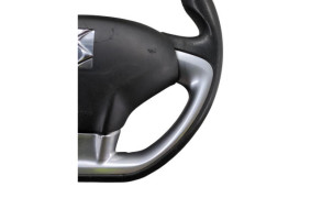 Volant DS DS3 Photo n°5