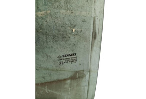 Vitre avant gauche RENAULT MEGANE 3 Photo n°4