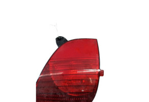 Feu de pare choc arriere gauche PEUGEOT 2008 1 Photo n°4