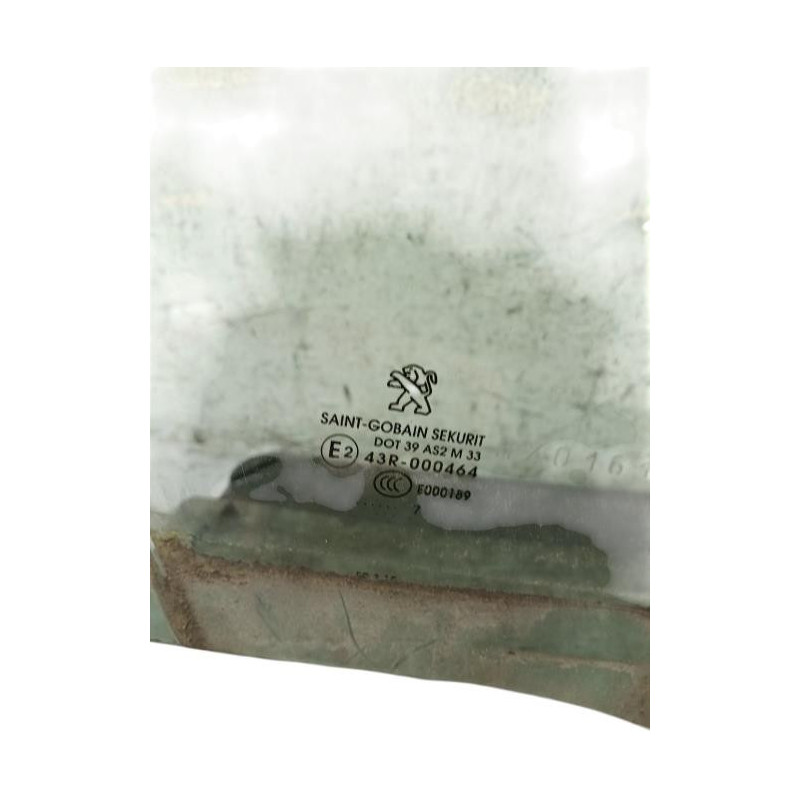 Vitre avant droit PEUGEOT 2008 1 Photo n°1