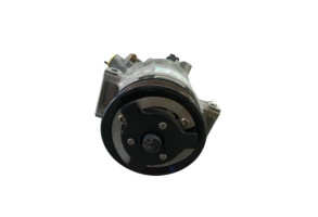 Compresseur clim AUDI A3 2 Photo n°1
