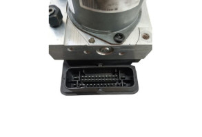 Bloc ABS (freins anti-blocage) HYUNDAI I 20 2 Photo n°2