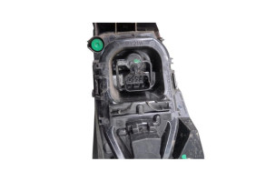 Feu arriere principal gauche (feux) RENAULT CLIO 4 Photo n°2