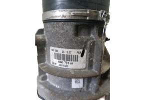 Pompe de direction PEUGEOT 308 1 Photo n°7