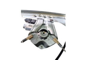 Leve vitre electrique avant gauche RENAULT CLIO 3 Photo n°1