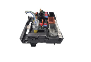 Boitier servitude moteur (BSM) CITROEN DS3 Photo n°7