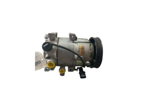 Compresseur clim HYUNDAI I 20 2 Photo n°3