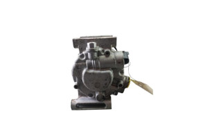Compresseur clim HYUNDAI I 20 2 Photo n°4