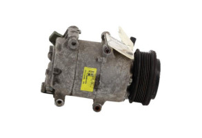 Compresseur clim FORD FIESTA 6 Photo n°1