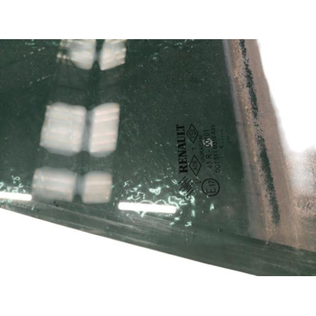 Vitre arriere gauche RENAULT CLIO 4