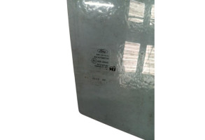 Vitre avant droit FORD FIESTA 6 Photo n°1