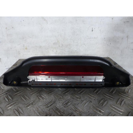 Feu arriere stop central FORD KA 2