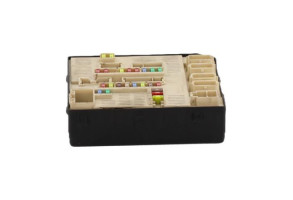 Boitier servitude moteur (BSM) RENAULT MEGANE 3 Photo n°2