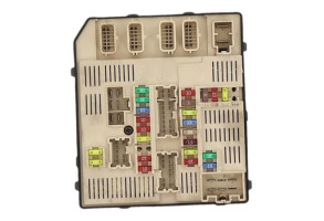 Boitier servitude moteur (BSM) RENAULT MEGANE 3 Photo n°5