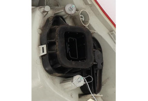 Feu arriere principal gauche (feux) VOLKSWAGEN GOLF 5 Photo n°7