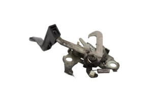 Fermeture de capot PEUGEOT 3008 1 Photo n°1