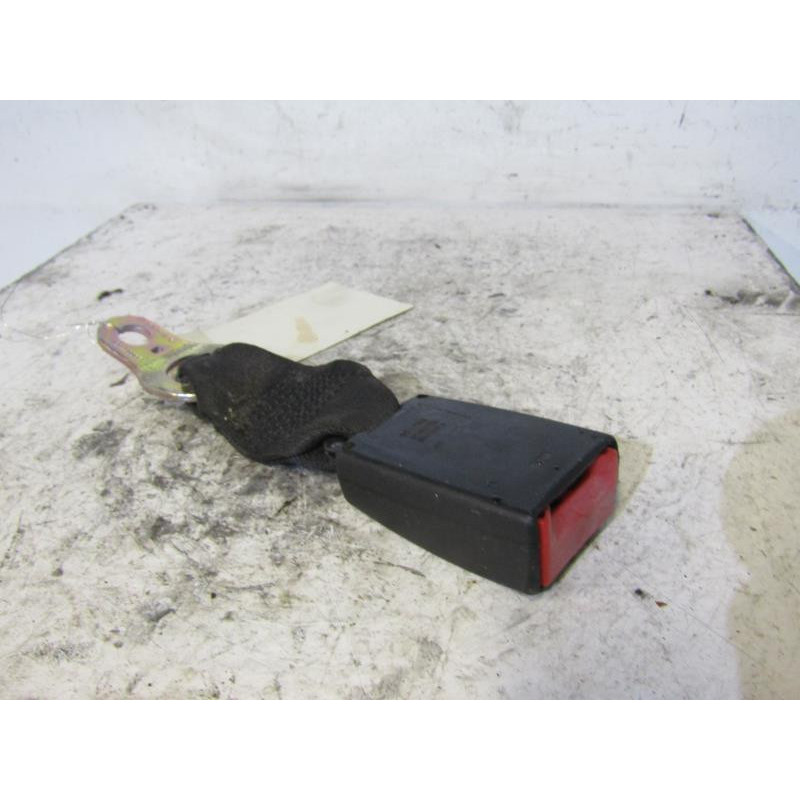 Attache ceinture arriere gauche BMW SERIE 3 E46 Photo n°1