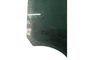 Vitre arriere droit DACIA DUSTER 1 Photo n°4