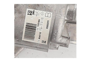 Compresseur clim DACIA SANDERO 2 Photo n°6