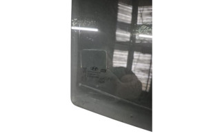 Vitre arriere droit HYUNDAI SANTA FE 3 Photo n°4