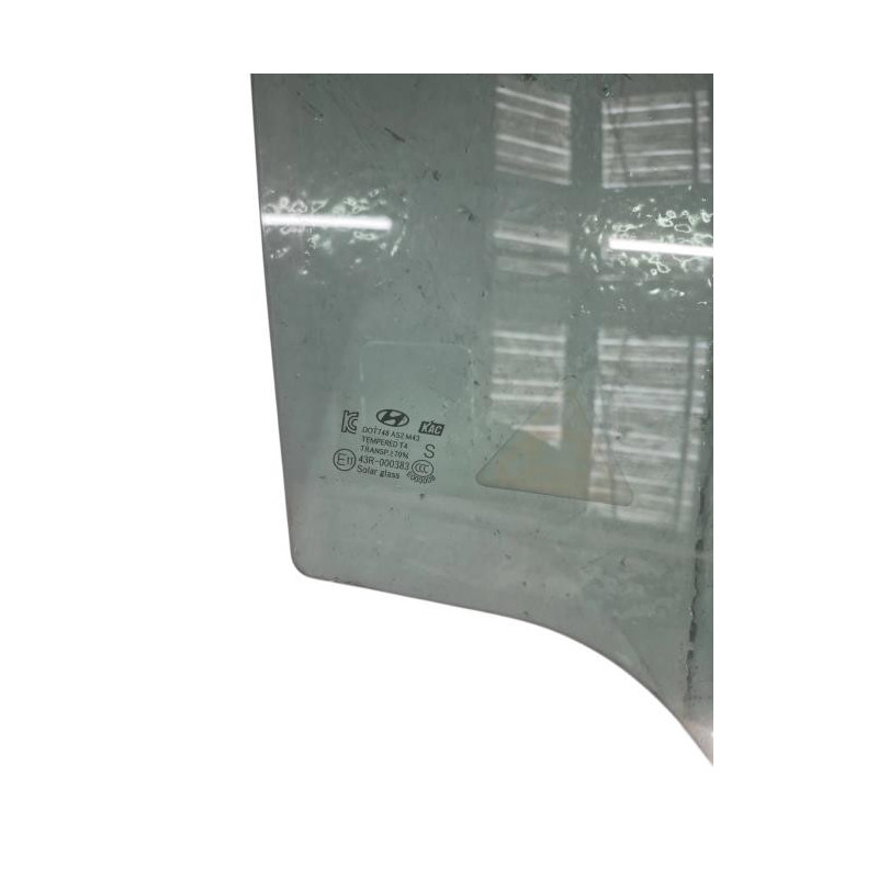 Vitre avant droit HYUNDAI SANTA FE 3 Photo n°1