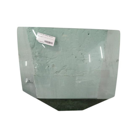 Vitre arriere droit SKODA FABIA 2