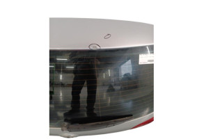 Malle/Hayon arriere VOLKSWAGEN GOLF 5 Photo n°10