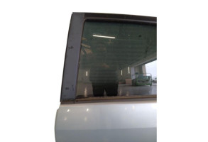 Porte arriere gauche TOYOTA COROLLA VERSO 2 Photo n°11