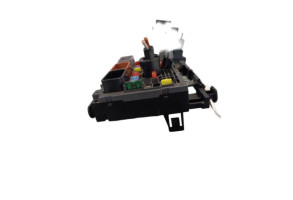 Boitier servitude moteur (BSM) PEUGEOT 5008 1 Photo n°2