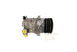 Compresseur clim FIAT GRANDE PUNTO Photo n°1