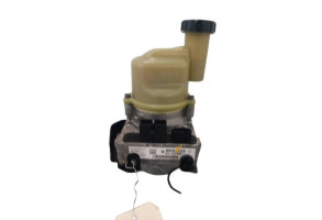 Pompe de direction DACIA SANDERO 2 Photo n°4