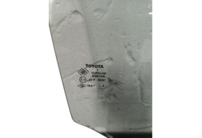 Vitre avant droit TOYOTA COROLLA VERSO 2 Photo n°4