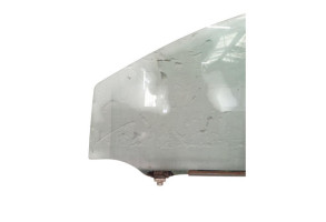 Vitre avant gauche TOYOTA COROLLA VERSO 2 Photo n°4