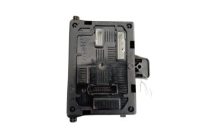 Boitier UCH RENAULT CLIO 3 Photo n°4