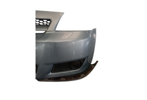 Pare choc avant TOYOTA COROLLA VERSO 2 Photo n°4