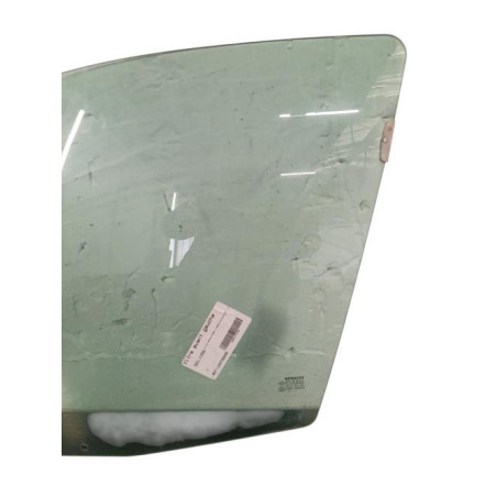 Vitre avant gauche RENAULT CLIO 2 CAMPUS