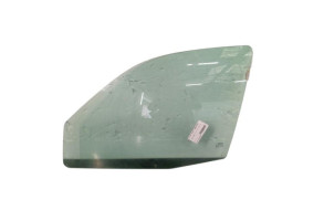 Vitre avant gauche RENAULT CLIO 2 CAMPUS Photo n°6