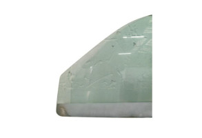 Vitre avant gauche RENAULT CLIO 2 Photo n°1