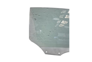 Vitre arriere droit PEUGEOT 308 3 Photo n°8
