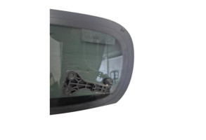 Vitre arriere droit CITROEN C1 2 Photo n°6